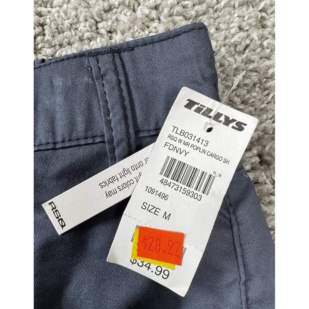 NEW RSQ Tilly's Women's Poplin Cargo Shorts Navy‎ Blue Casual Medium - Picture 2 of 8